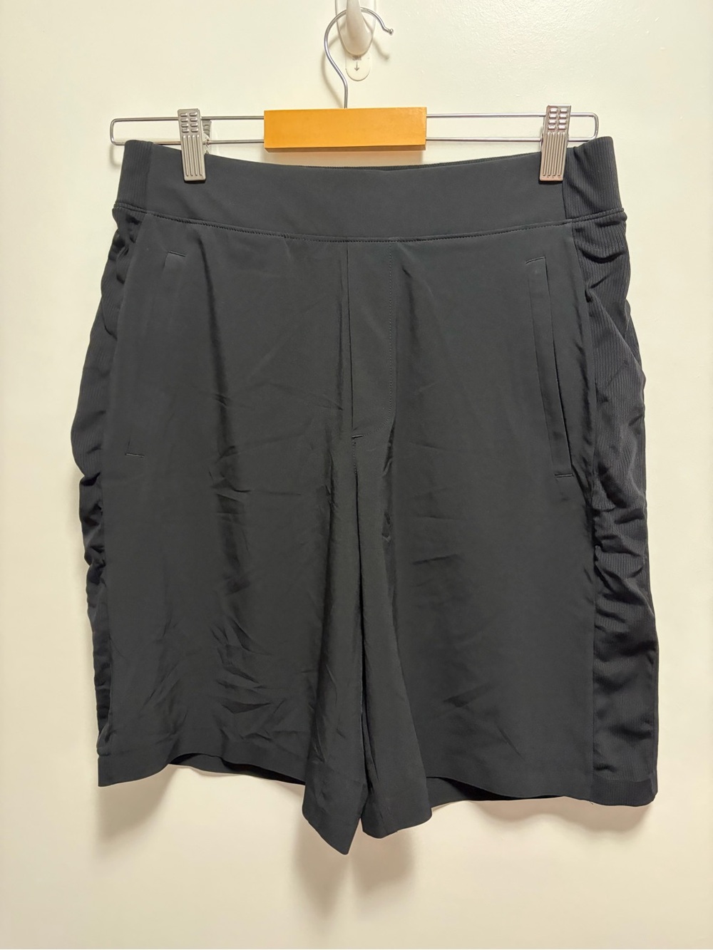 Athleta Brooklyn Bermuda Short Black Women’s Size 6
